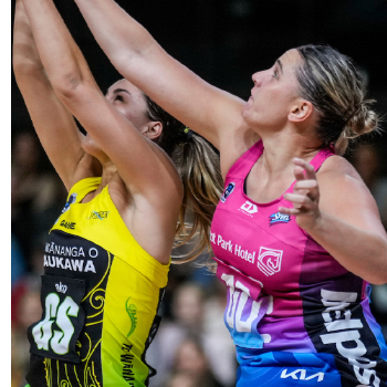 Te Huinga Reo Selby-Rickit in action © Michael Bradley Photography